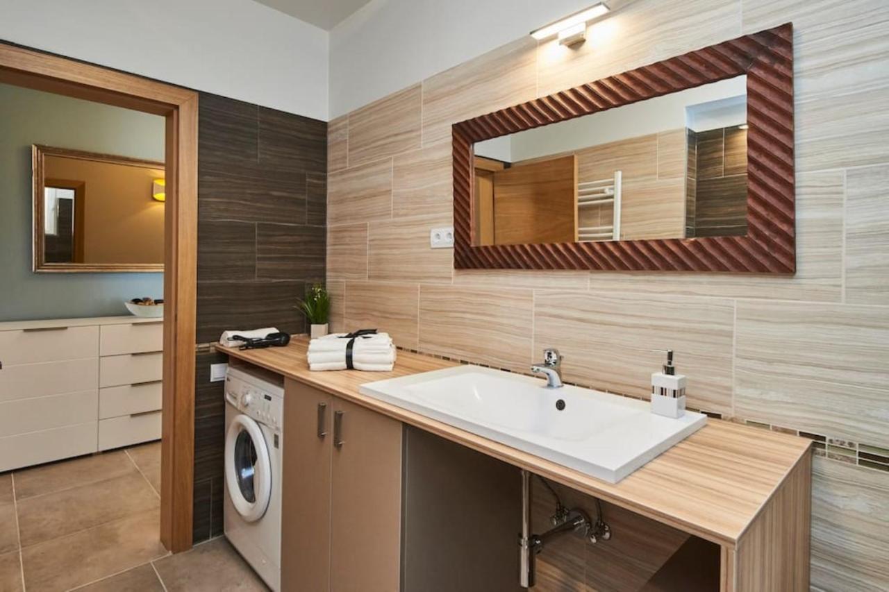 Orangehomes Fantastic 3 Bedrooms Apartment Dohany Street Будапешт Экстерьер фото